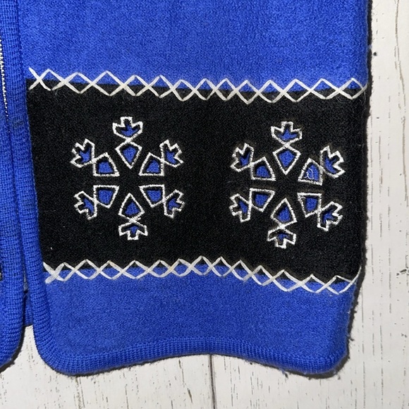 Requirements Blue 100% Wool Winter Snowflake Zip Up Vest Size Petite Plus - Picture 2 of 4